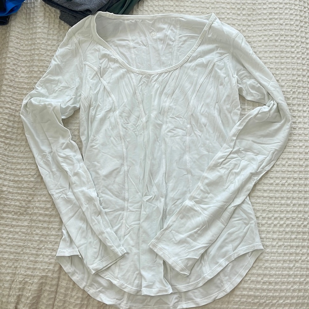 Lululemon white long sleeve basic tee. Size 10